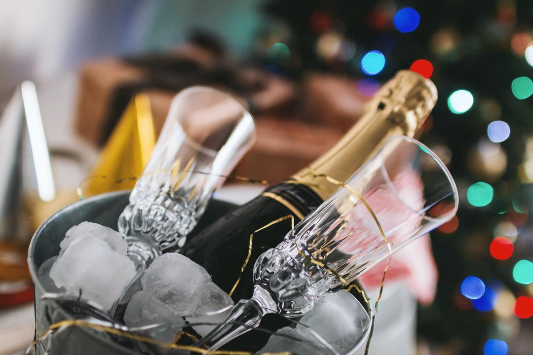 Ideas For An Unforgettable Hens Party-Paint Juicy - Paint and Sip