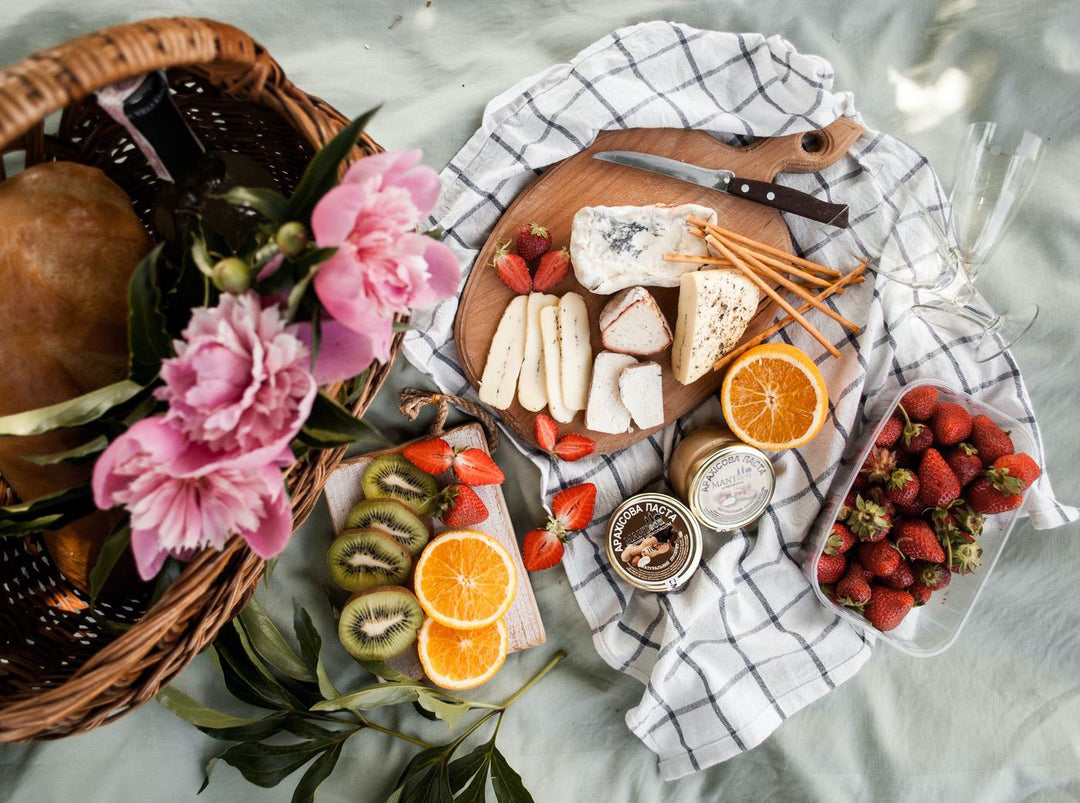 Best Picnic Ideas and Wine Pairings-Paint Juicy - Paint and Sip