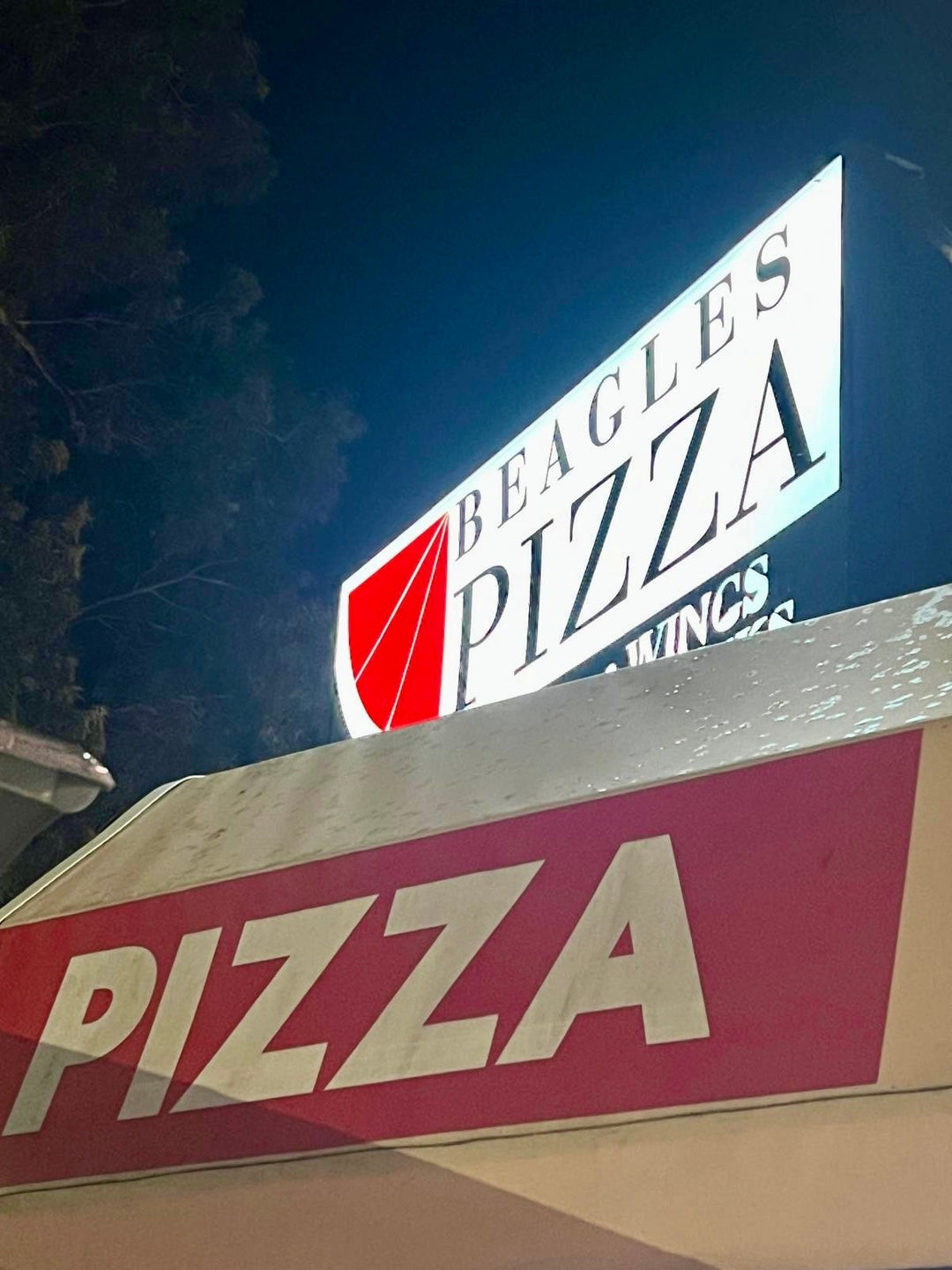 Beagles Pizza Airlie Beach