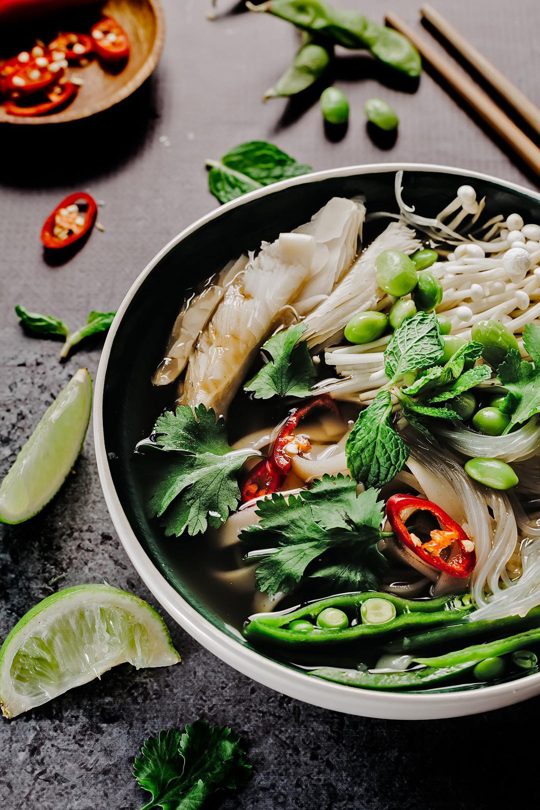 Guide to Pairing Wine with Vietnamese Cuisine-Paint Juicy - Paint and Sip